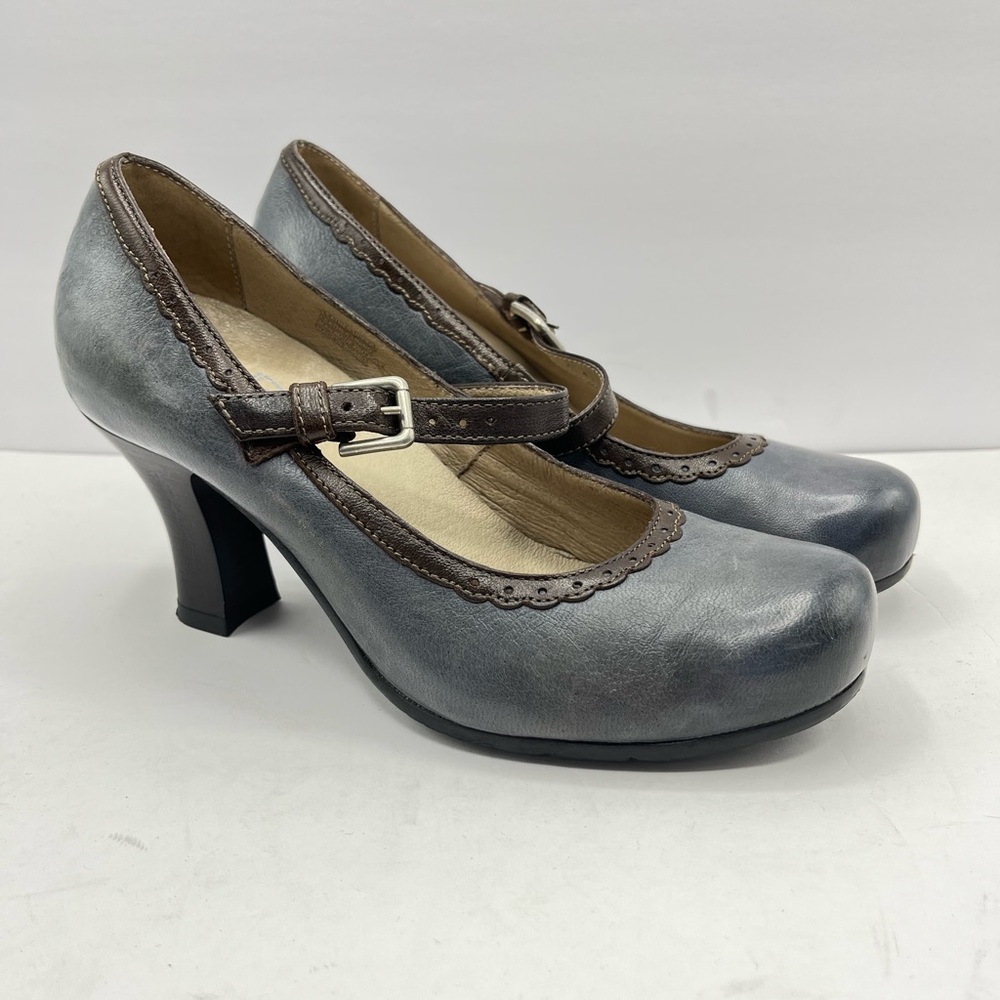 Miz Mooz Women’s Size 8 Teal Blue Mary Jane style Heels Feminine Romantic